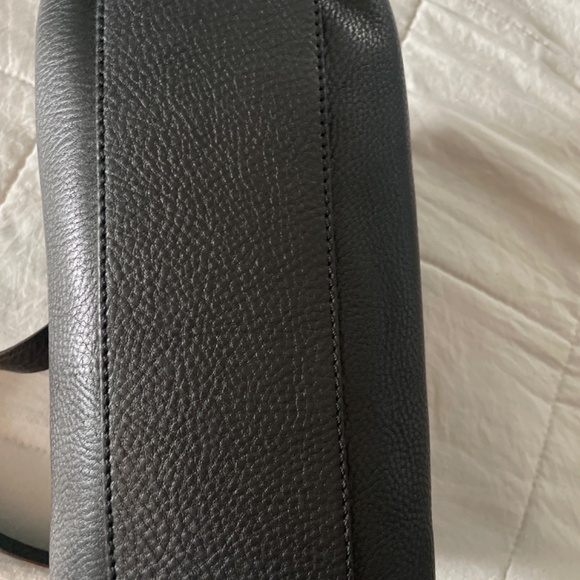 Kate spade bag . Used 1 time . Excellent condition - Picture 4 of 7